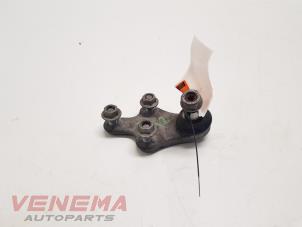 Used Steering knuckle ball joint Peugeot 3008 II (M4/MC/MJ/MR) 1.2 12V e-THP PureTech 130 Price € 24,99 Margin scheme offered by Venema Autoparts