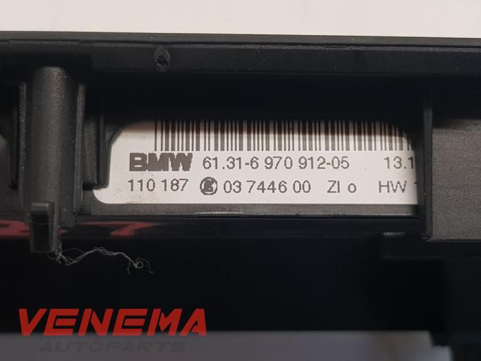 Interruptor ASR de un BMW 1 serie (E81) 120i 16V 2009