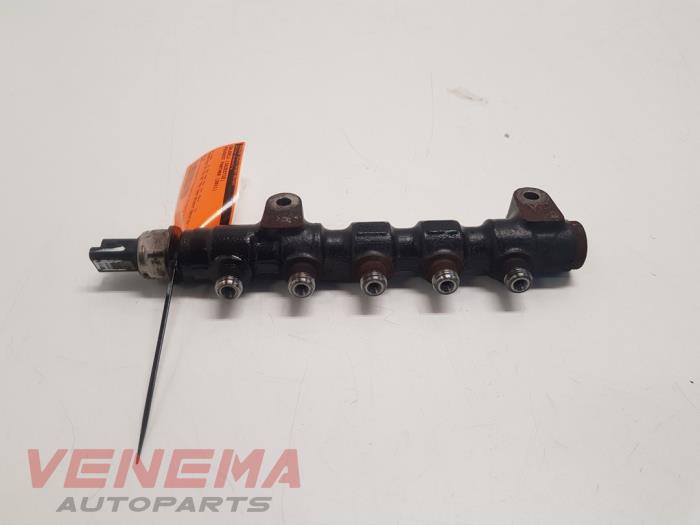 Usagé Système d'injection Peugeot Partner Tepee (7A/B/C/D/E/F/G/J/P/S) 1.6 HDI 75 16V Prix € 79,99 Règlement à la marge proposé par Venema Autoparts