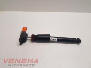 Used Rear shock absorber rod, left BMW 1 serie (F20) 114i 1.6 16V Price € 39,99 Margin scheme offered by Venema Autoparts