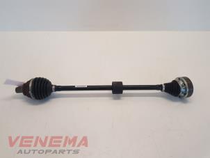 Used Front drive shaft, right Seat Leon ST (5FF) 1.4 TSI ACT 16V Price € 149,99 Margin scheme offered by Venema Autoparts