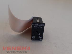 Used Airbag switch Seat Leon ST (5FF) 1.4 TSI ACT 16V Price € 9,99 Margin scheme offered by Venema Autoparts