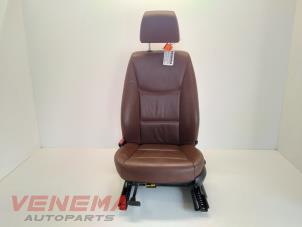 Used Seat, left BMW 3 serie (E90) 320d 16V Price € 149,99 Margin scheme offered by Venema Autoparts