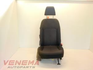 Used Seat, left Volkswagen Passat Variant (365) 1.6 TDI 16V Bluemotion Price € 99,99 Margin scheme offered by Venema Autoparts