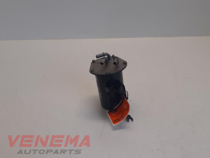Gebrauchte Kraftstofffilter Volkswagen Passat Variant (365) 1.6 TDI 16V Bluemotion Preis € 39,99 Margenregelung angeboten von Venema Autoparts