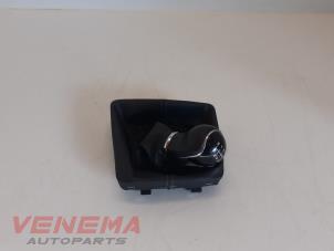 Used Gear stick cover Seat Leon ST (5FF) 1.4 TSI ACT 16V Price € 34,99 Margin scheme offered by Venema Autoparts