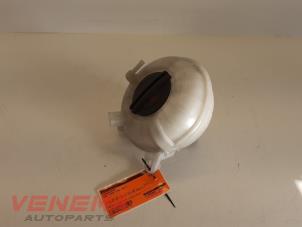 Used Expansion vessel Seat Leon ST (5FF) 1.4 TSI ACT 16V Price € 9,99 Margin scheme offered by Venema Autoparts