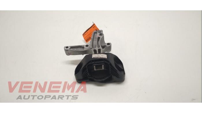 Used Engine mount Renault Megane IV (RFBB) 1.5 Energy dCi 110 Price € 49,99 Margin scheme offered by Venema Autoparts