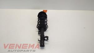 Used Front shock absorber rod, right Ford Focus 4 1.0 Ti-VCT EcoBoost 12V 125 Price € 99,99 Margin scheme offered by Venema Autoparts