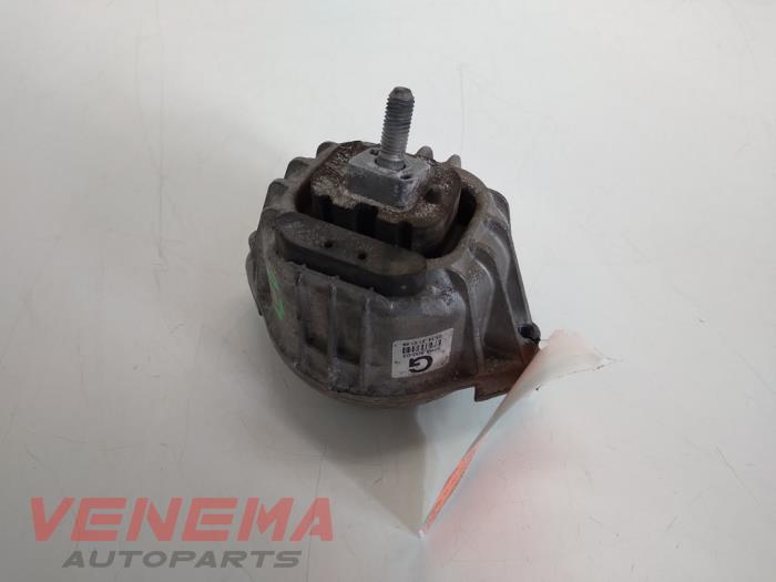 Used Engine mount BMW 3 serie (E90) 320d 16V Price € 18,99 Margin scheme offered by Venema Autoparts