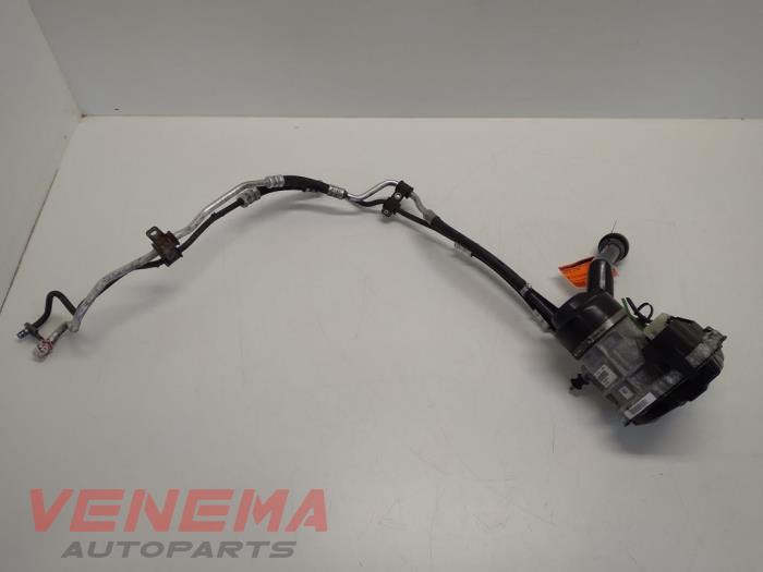 Usagé Pompe de direction Peugeot 308 SW (4E/H) 1.6 HDi 16V FAP Prix € 124,99 Règlement à la marge proposé par Venema Autoparts