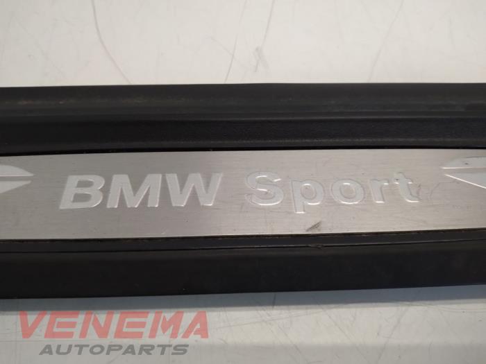 Door sill left from a BMW 3 serie (F30) 320i xDrive 2.0 16V 2013