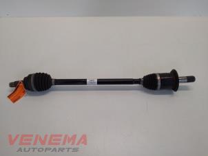 Used Drive shaft, rear right BMW 3 serie (F30) 320i xDrive 2.0 16V Price € 99,99 Margin scheme offered by Venema Autoparts