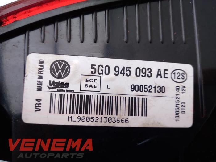 Feu arrière secondaire gauche d'un Volkswagen Golf VII (AUA) 1.4 TSI 16V 2015