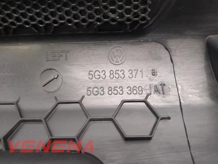 Marche-pied (list de couverture) gauche d'un Volkswagen Golf VII (AUA) 1.4 TSI 16V 2015