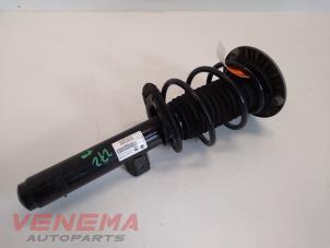 Used Front shock absorber rod, right BMW 3 serie (F30) 320i xDrive 2.0 16V Price € 99,99 Margin scheme offered by Venema Autoparts