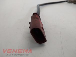Lambda probe from a Volkswagen Passat Variant (3C5) 1.4 TSI 16V 2009
