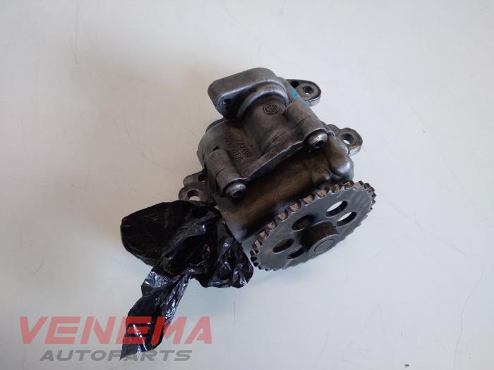 Oil pump from a Ford Transit 2.2 TDCi 16V 2012