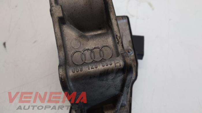 Válvula EGR de un Audi SQ5 (8RB) 3.0 TDI V6 24V 2014