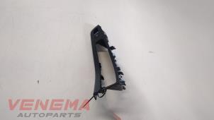 Used Electric window switch Ford Fiesta 7 1.0 EcoBoost 12V 100 Price € 14,99 Margin scheme offered by Venema Autoparts