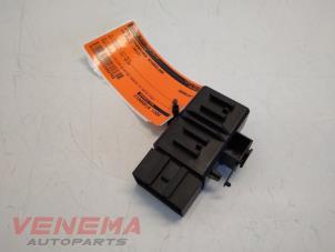 Used Seat heating switch Volkswagen Polo V (6R) 1.2 TSI Price € 48,99 Margin scheme offered by Venema Autoparts
