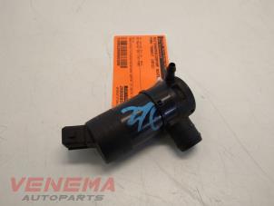 Used Rear screen washer pump Ford Transit 2.2 TDCi 16V Price € 19,99 Margin scheme offered by Venema Autoparts