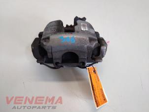 Used Front brake calliper, left Peugeot 3008 II (M4/MC/MJ/MR) 1.6 BlueHDi 120 Price € 49,99 Margin scheme offered by Venema Autoparts