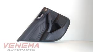 Używane Tapicerka drzwi lewych tylnych wersja 4-drzwiowa Ford Focus 4 1.0 Ti-VCT EcoBoost 12V 125 Cena € 49,99 Procedura marży oferowane przez Venema Autoparts