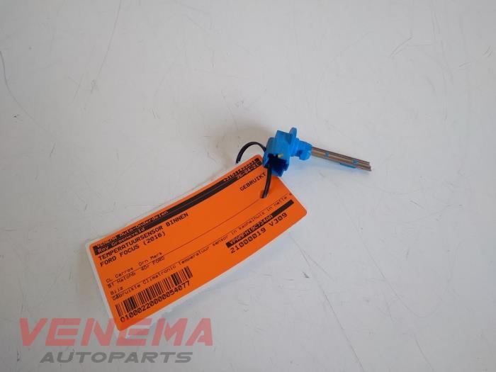 Begagnade Innetemperatursensor Ford Focus 3 1.0 Ti-VCT EcoBoost 12V 125 Pris € 9,99 Marginaltabell erbjuds av Venema Autoparts