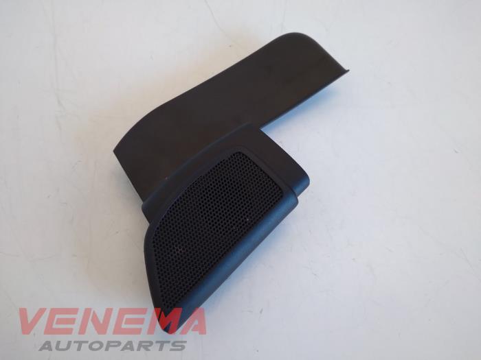Begagnade Diskanthögtalare Ford Focus 3 1.0 Ti-VCT EcoBoost 12V 125 Pris € 14,99 Marginaltabell erbjuds av Venema Autoparts