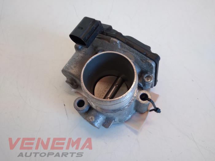 Gebrauchte Drosselklappengehäuse Ford Focus 3 1.0 Ti-VCT EcoBoost 12V 125 Preis € 14,99 Margenregelung angeboten von Venema Autoparts