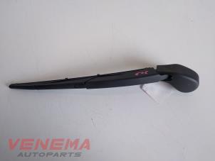 Used Rear wiper arm Ford Focus 3 1.0 Ti-VCT EcoBoost 12V 125 Price € 14,99 Margin scheme offered by Venema Autoparts