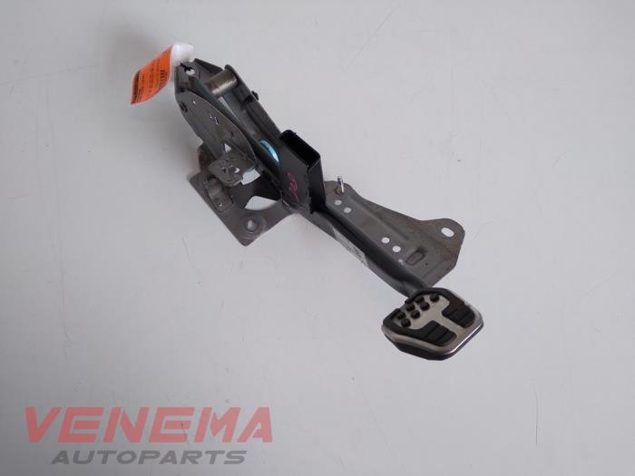 Używane Pedal hamulca Ford Focus 3 1.0 Ti-VCT EcoBoost 12V 125 Cena € 29,99 Procedura marży oferowane przez Venema Autoparts