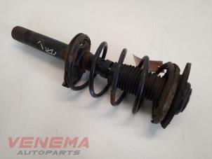 Used Front shock absorber rod, left Peugeot 206 (2A/C/H/J/S) 1.4 XR,XS,XT,Gentry Price € 29,99 Margin scheme offered by Venema Autoparts