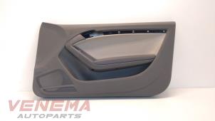 Usagé Revêtement portière 2portes droite Audi A5 Quattro (B8C/S) 2.0 TFSI 16V Prix € 79,99 Règlement à la marge proposé par Venema Autoparts
