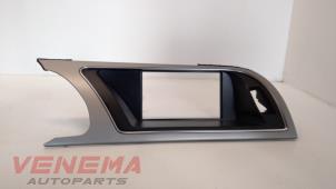 Używane Dashboard sierlijst Audi A5 Quattro (B8C/S) 2.0 TFSI 16V Cena € 69,99 Procedura marży oferowane przez Venema Autoparts