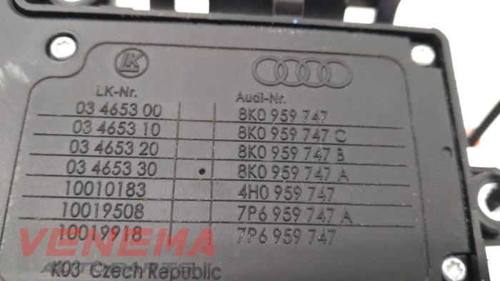 Sitzverstellung Schalter van een Audi A5 Quattro (B8C/S) 2.0 TFSI 16V 2011