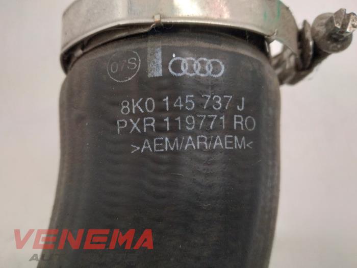 Intercooler Schlauch van een Audi A5 Quattro (B8C/S) 2.0 TFSI 16V 2011