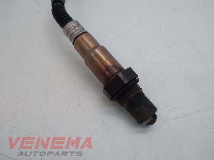 Sonde lambda d'un Audi A5 Quattro (B8C/S) 2.0 TFSI 16V 2011