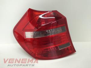 Used Taillight, left BMW 1 serie (E87/87N) 118i 16V Price € 38,99 Margin scheme offered by Venema Autoparts