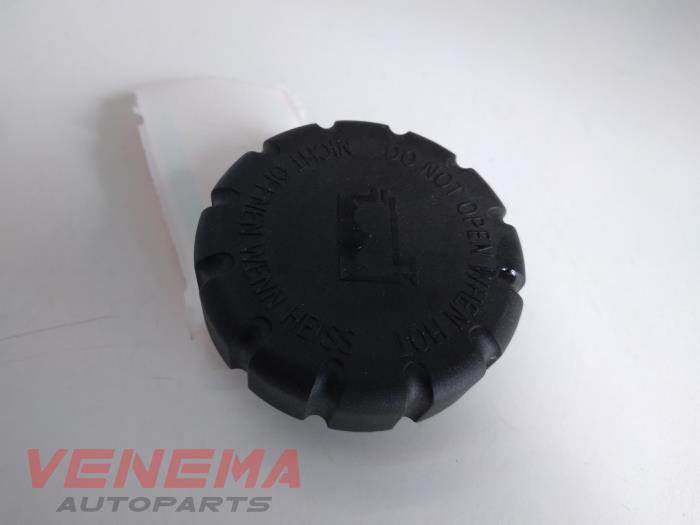 Begagnade Kylarlock Mercedes C (R205) 4.0 C-63 AMG V8 Biturbo Pris € 9,99 Marginaltabell erbjuds av Venema Autoparts