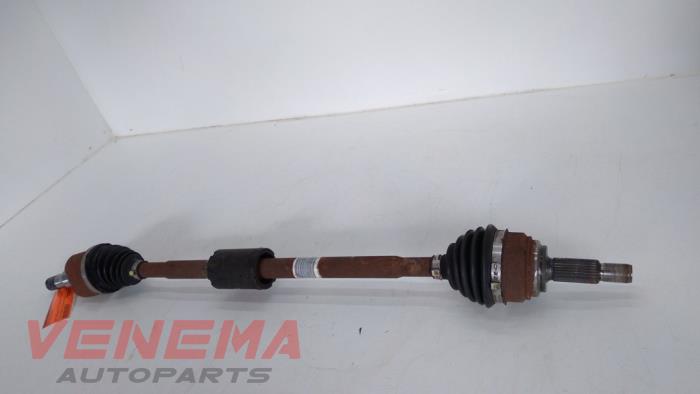 Front drive shaft, right from a Ford Fiesta 7 1.0 EcoBoost 12V 100 2018