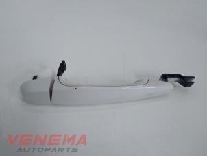 Used Front door handle 4-door, right BMW X1 (E84) xDrive 20i 2.0 16V Twin Power Turbo Price € 19,99 Margin scheme offered by Venema Autoparts