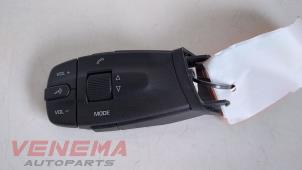 Used Steering wheel mounted radio control Seat Ibiza IV (6J5) 1.6 TDI 105 Price € 14,99 Margin scheme offered by Venema Autoparts