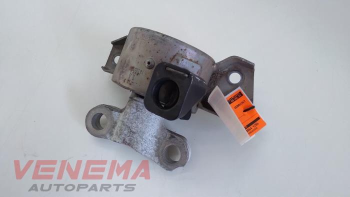 Used Engine mount Opel Adam 1.2 16V Price € 9,99 Margin scheme offered by Venema Autoparts