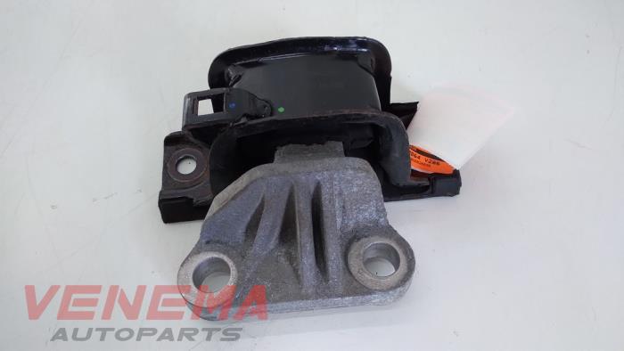 Used Engine mount Opel Adam 1.2 16V Price € 9,99 Margin scheme offered by Venema Autoparts