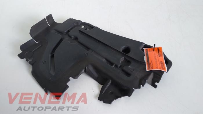 Begagnade Lufttratt Peugeot 208 I (CA/CC/CK/CL) 1.2 12V e-THP PureTech 110 Pris € 9,99 Marginaltabell erbjuds av Venema Autoparts