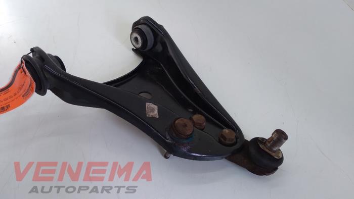 Front wishbone, right from a Renault Twingo II (CN) 1.2 16V 2013