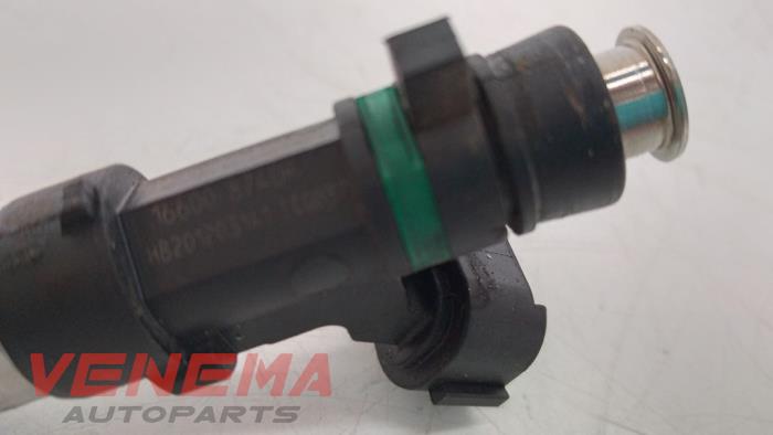 Injector (petrol injection) from a Renault Clio IV Estate/Grandtour (7R) 0.9 Energy TCE 90 12V 2018