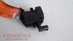 Used Tank flap lock motor BMW 3 serie Touring (F31) 316d 2.0 16V Price € 24,99 Margin scheme offered by Venema Autoparts